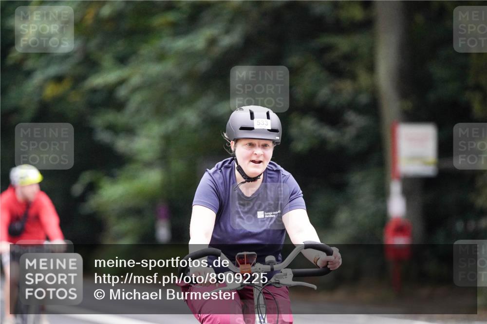 14.09.2025 - Stadtparktriathlon Michael Burmester http://msf.ph/oto/8909225 14.09.2025 10:01:02 Radfahren 528, 533, 548, 550, 606, 614, 616, 620 meine-sportfotos.de