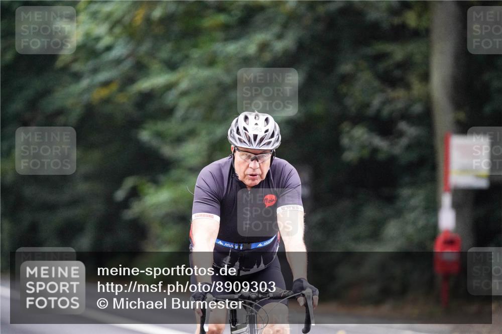 14.09.2025 - Stadtparktriathlon Michael Burmester http://msf.ph/oto/8909303 14.09.2025 10:03:04 Radfahren 530, 565, 615 meine-sportfotos.de