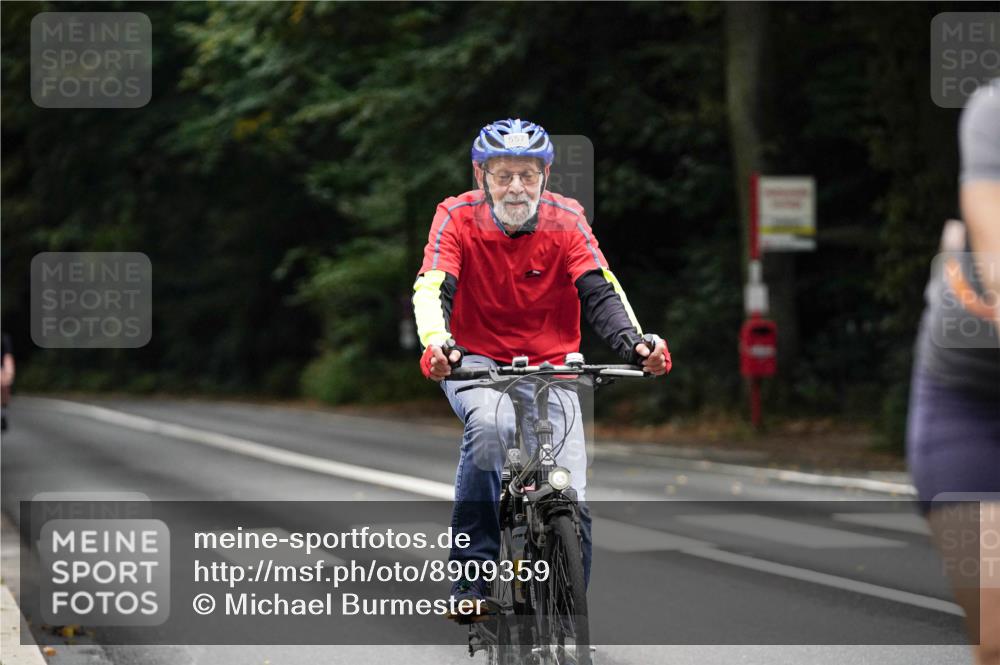 14.09.2025 - Stadtparktriathlon Michael Burmester http://msf.ph/oto/8909359 14.09.2025 10:04:52 Radfahren 521, 522, 531, 557, 566, 567, 574, 598, 619 meine-sportfotos.de
