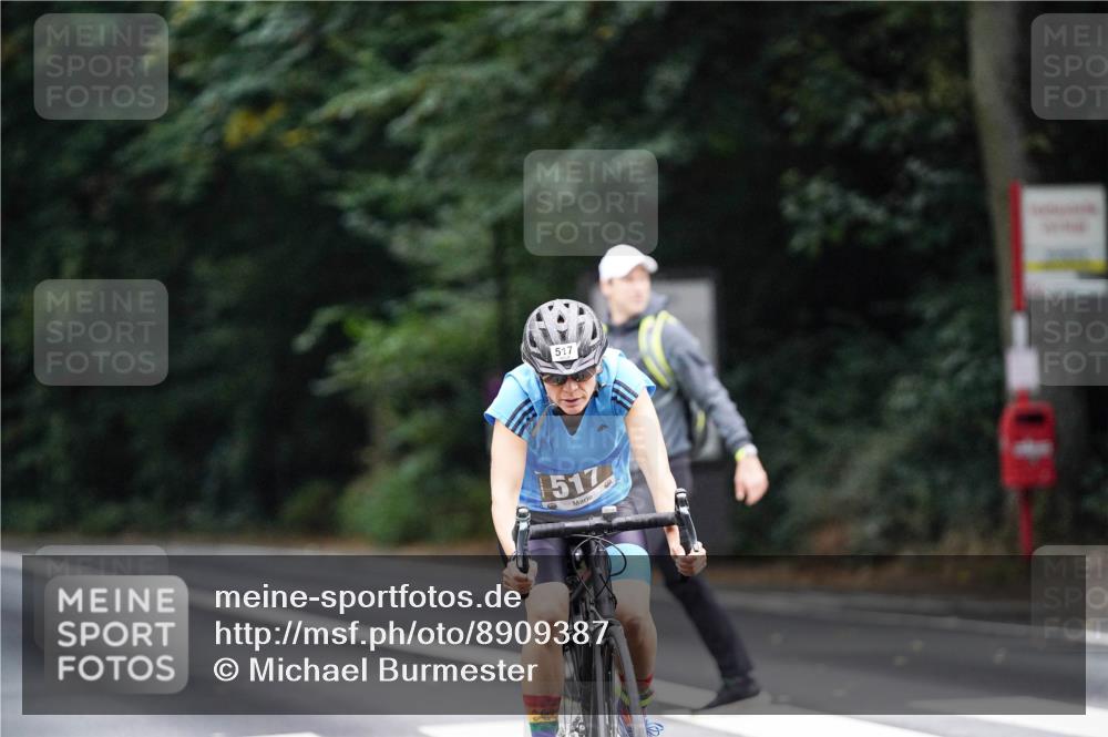 14.09.2025 - Stadtparktriathlon Michael Burmester http://msf.ph/oto/8909387 14.09.2025 10:05:34 Radfahren 517, 547 meine-sportfotos.de