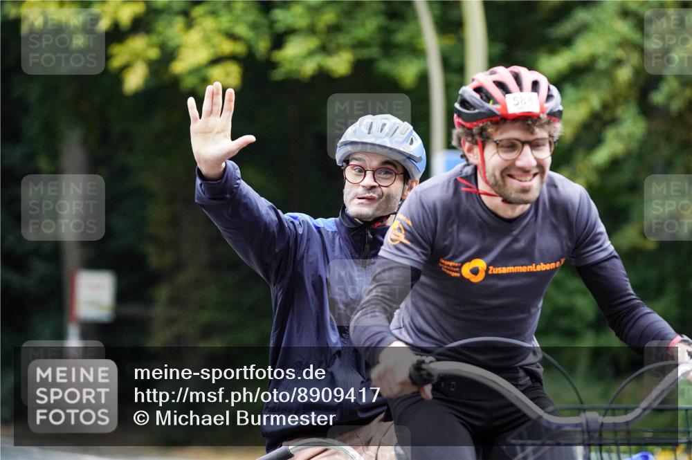 14.09.2025 - Stadtparktriathlon Michael Burmester http://msf.ph/oto/8909417 14.09.2025 10:06:50 Radfahren 570, 588 meine-sportfotos.de