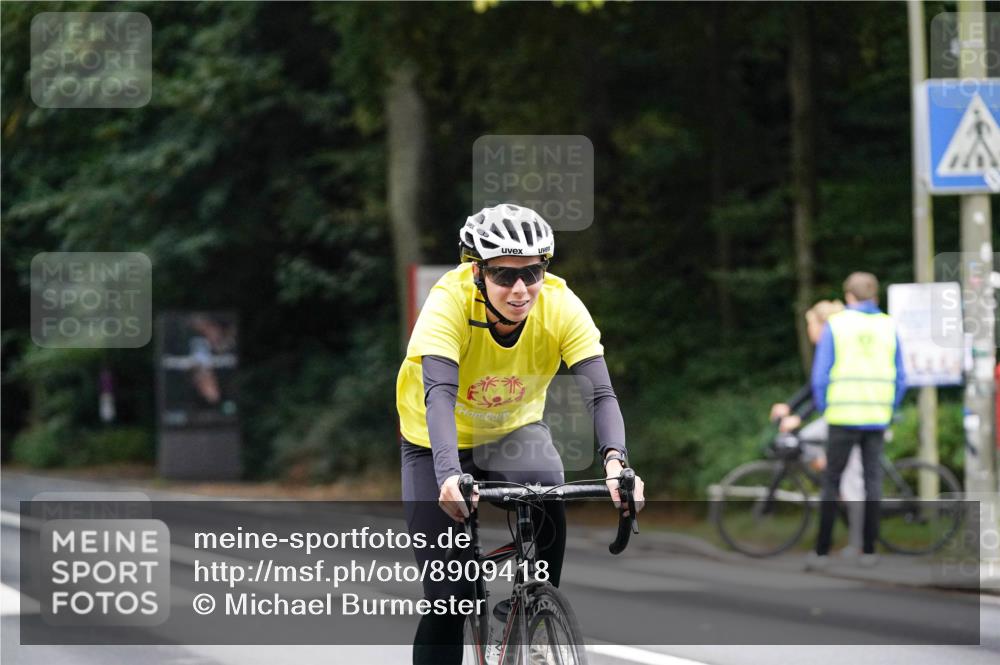 14.09.2025 - Stadtparktriathlon Michael Burmester http://msf.ph/oto/8909418 14.09.2025 10:07:09 Radfahren 513, 584, 604 meine-sportfotos.de