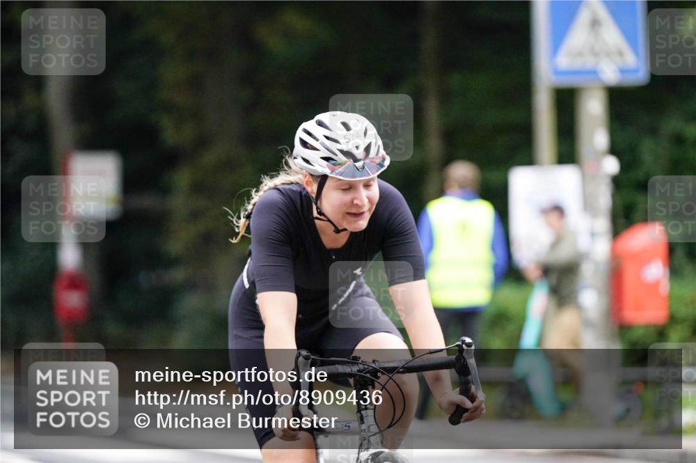 14.09.2025 - Stadtparktriathlon Michael Burmester http://msf.ph/oto/8909436 14.09.2025 10:07:29 Radfahren 524, 537, 541, 545, 548 meine-sportfotos.de