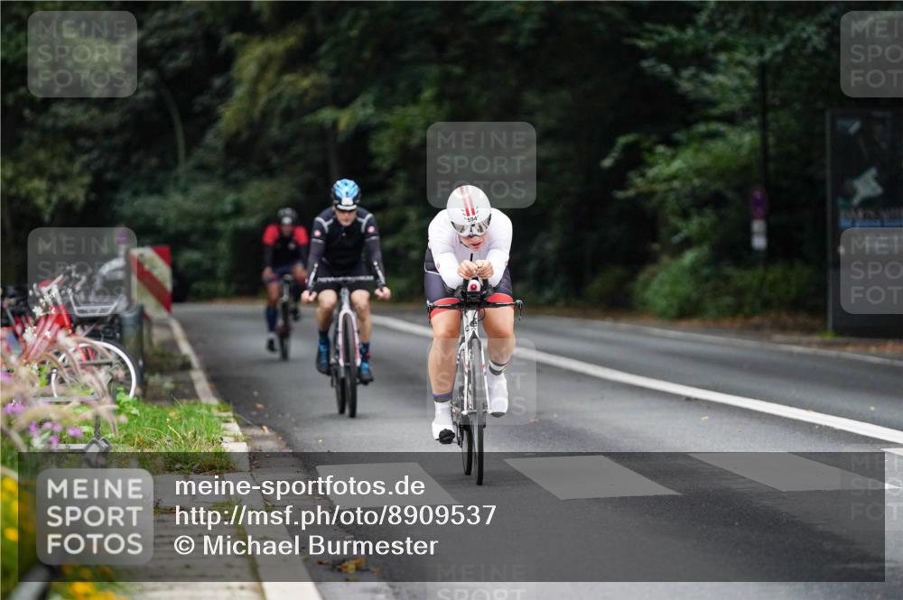 14.09.2025 - Stadtparktriathlon Michael Burmester http://msf.ph/oto/8909537 14.09.2025 10:10:21 Radfahren 544, 561, 577, 594 meine-sportfotos.de