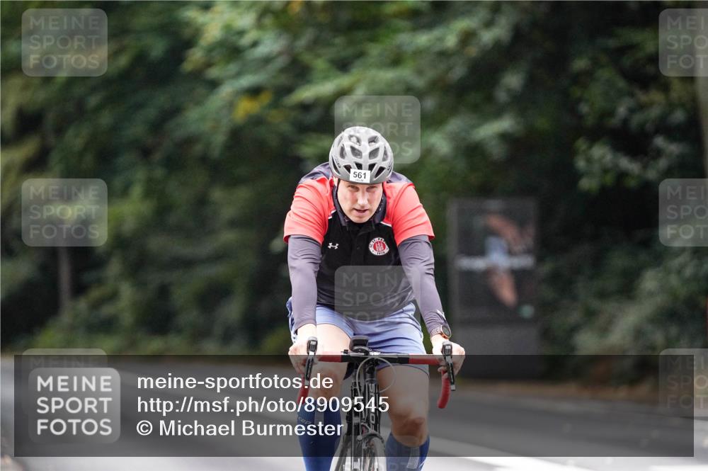 14.09.2025 - Stadtparktriathlon Michael Burmester http://msf.ph/oto/8909545 14.09.2025 10:10:26 Radfahren 561, 577, 594 meine-sportfotos.de