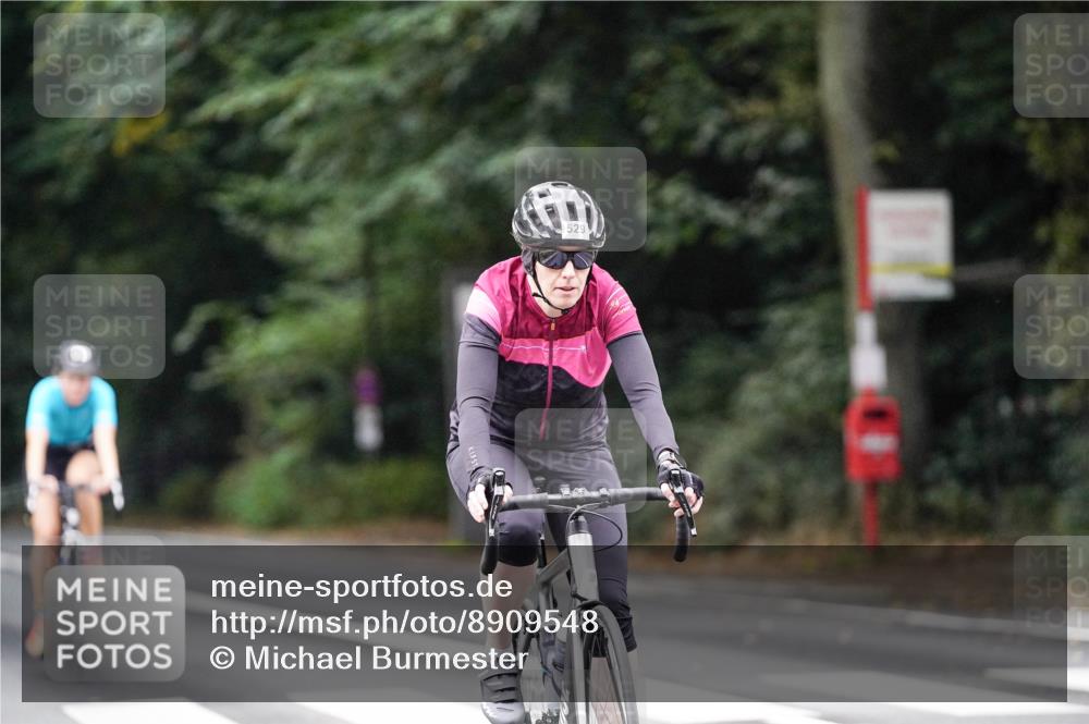 14.09.2025 - Stadtparktriathlon Michael Burmester http://msf.ph/oto/8909548 14.09.2025 10:10:43 Radfahren 514, 529, 564, 620 meine-sportfotos.de