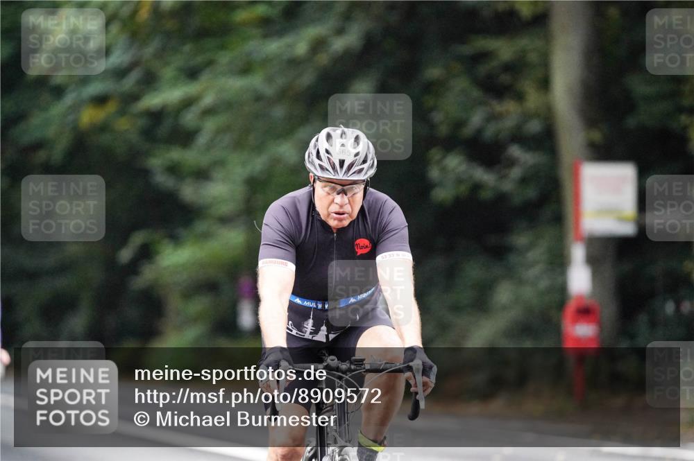 14.09.2025 - Stadtparktriathlon Michael Burmester http://msf.ph/oto/8909572 14.09.2025 10:11:34 Radfahren 532, 534, 565, 589, 596 meine-sportfotos.de