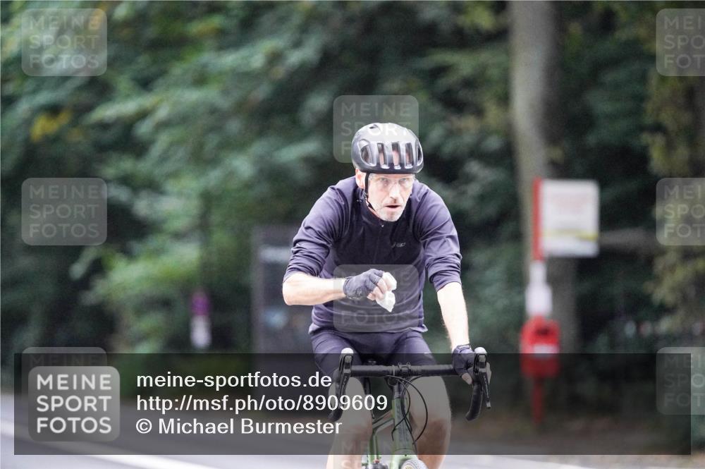 14.09.2025 - Stadtparktriathlon Michael Burmester http://msf.ph/oto/8909609 14.09.2025 10:12:49 Radfahren 509, 619 meine-sportfotos.de