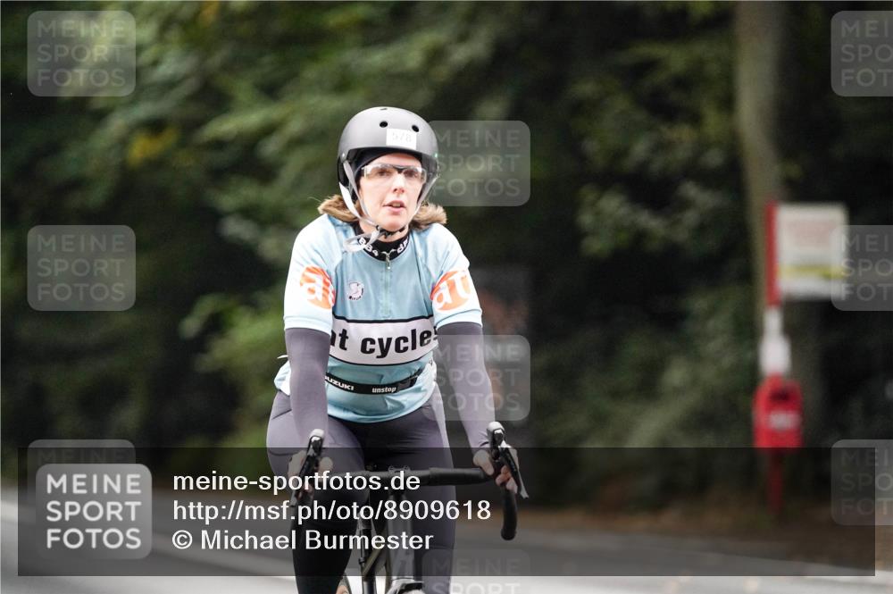 14.09.2025 - Stadtparktriathlon Michael Burmester http://msf.ph/oto/8909618 14.09.2025 10:13:15 Radfahren 522, 562, 578, 586, 610 meine-sportfotos.de