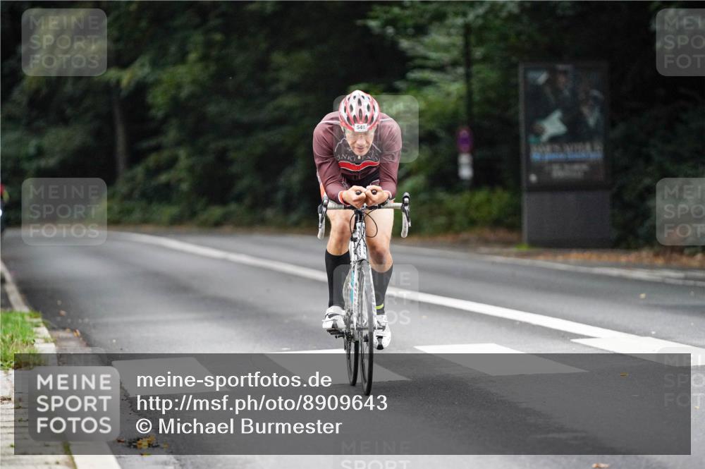 14.09.2025 - Stadtparktriathlon Michael Burmester http://msf.ph/oto/8909643 14.09.2025 10:14:00 Radfahren 548, 553 meine-sportfotos.de