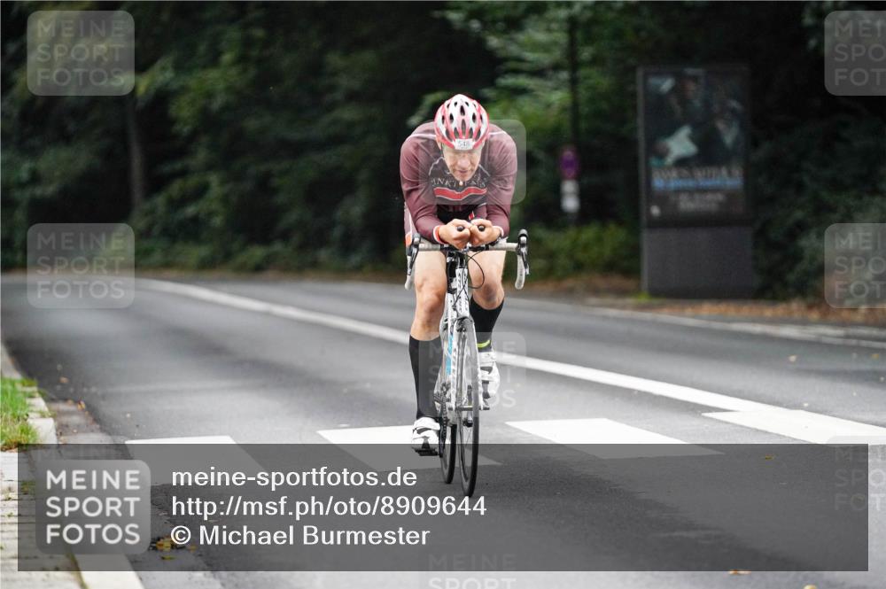 14.09.2025 - Stadtparktriathlon Michael Burmester http://msf.ph/oto/8909644 14.09.2025 10:14:00 Radfahren 548, 553 meine-sportfotos.de
