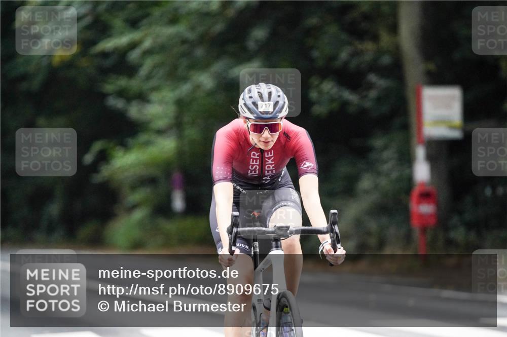 14.09.2025 - Stadtparktriathlon Michael Burmester http://msf.ph/oto/8909675 14.09.2025 10:15:01 Radfahren 536, 541, 575, 604, 717 meine-sportfotos.de