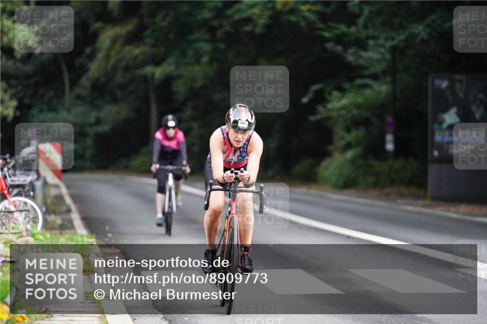 14.09.2025 - Stadtparktriathlon Michael Burmester http://msf.ph/oto/8909773 14.09.2025 10:19:35 Radfahren 529, 589, 622, 641 meine-sportfotos.de