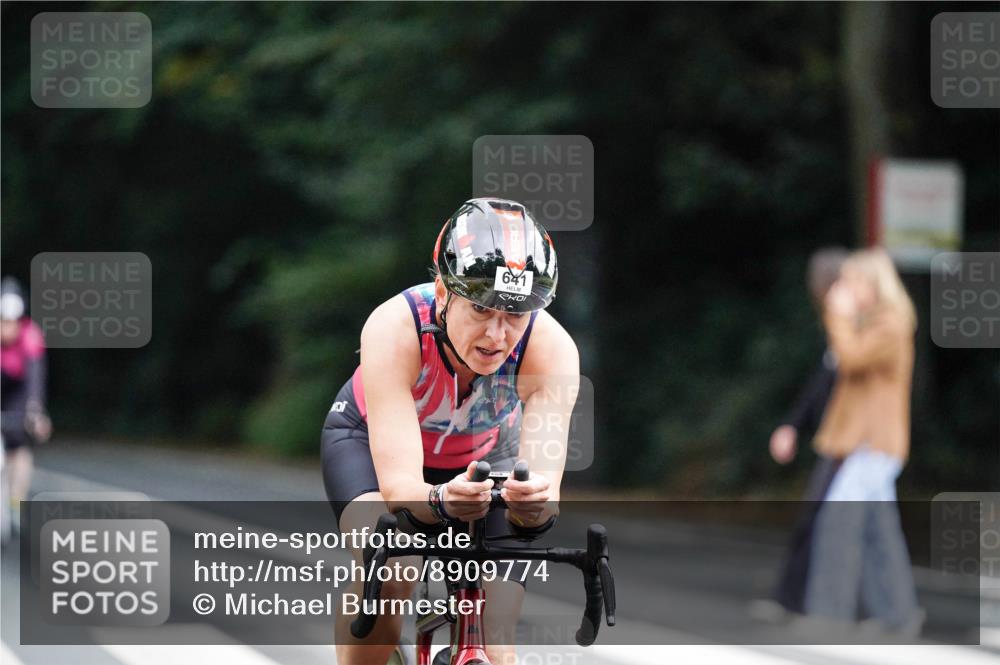 14.09.2025 - Stadtparktriathlon Michael Burmester http://msf.ph/oto/8909774 14.09.2025 10:19:36 Radfahren 529, 589, 622, 641 meine-sportfotos.de