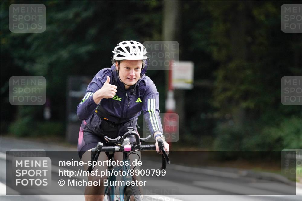 14.09.2025 - Stadtparktriathlon Michael Burmester http://msf.ph/oto/8909799 14.09.2025 10:20:14 Radfahren 539, 565, 592, 599, 611, 632, 661, 677, 687 meine-sportfotos.de