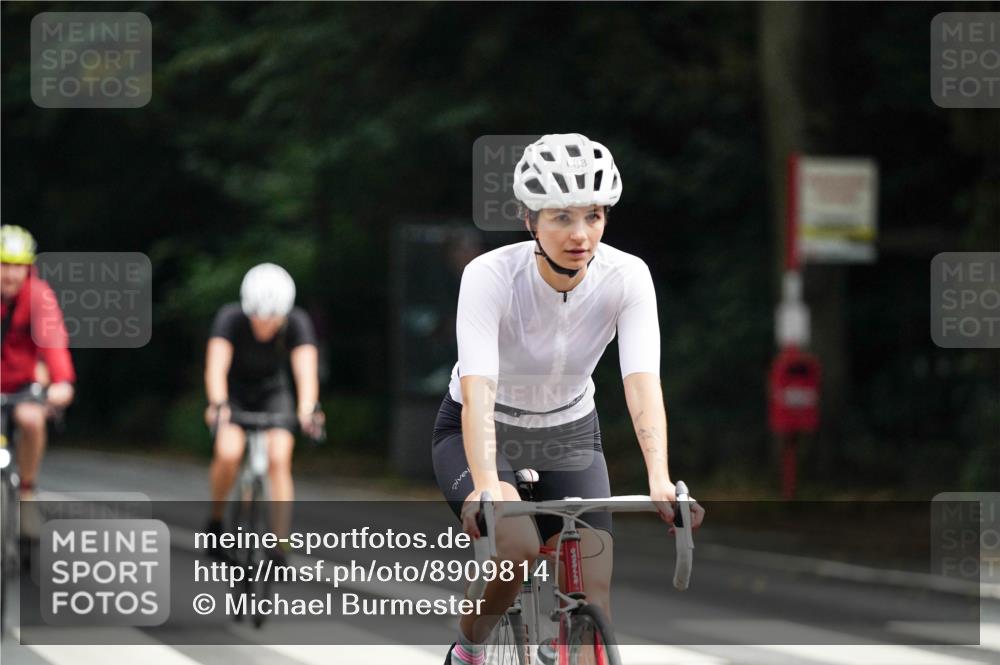 14.09.2025 - Stadtparktriathlon Michael Burmester http://msf.ph/oto/8909814 14.09.2025 10:20:42 Radfahren 532, 547, 610, 620, 628, 685, 688, 702, 710 meine-sportfotos.de