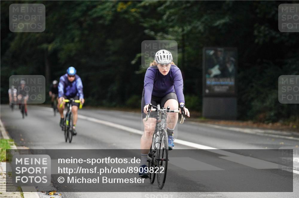 14.09.2025 - Stadtparktriathlon Michael Burmester http://msf.ph/oto/8909822 14.09.2025 10:20:47 Radfahren 532, 610, 619, 620, 628, 685, 688, 694, 710 meine-sportfotos.de