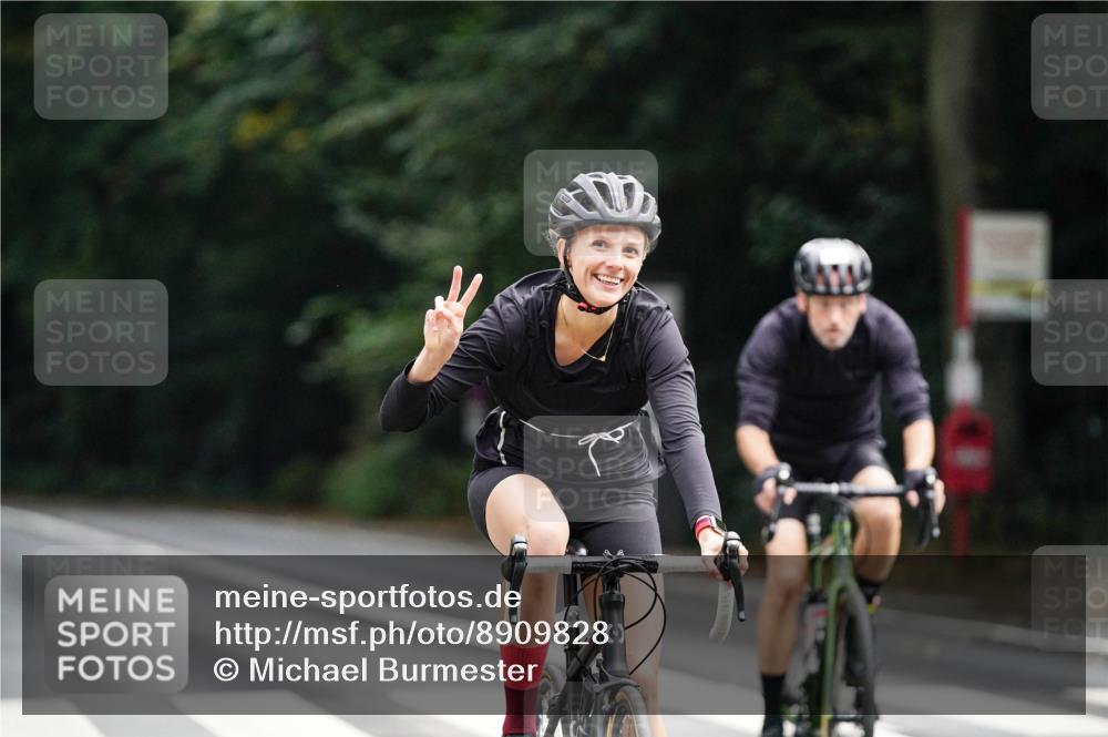 14.09.2025 - Stadtparktriathlon Michael Burmester http://msf.ph/oto/8909828 14.09.2025 10:20:54 Radfahren 515, 532, 610, 619, 694, 720 meine-sportfotos.de