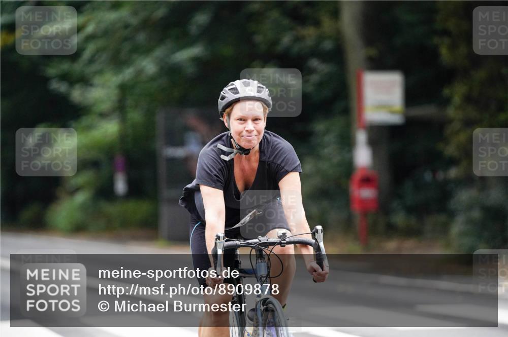 14.09.2025 - Stadtparktriathlon Michael Burmester http://msf.ph/oto/8909878 14.09.2025 10:22:05 Radfahren 522, 527, 699, 717 meine-sportfotos.de