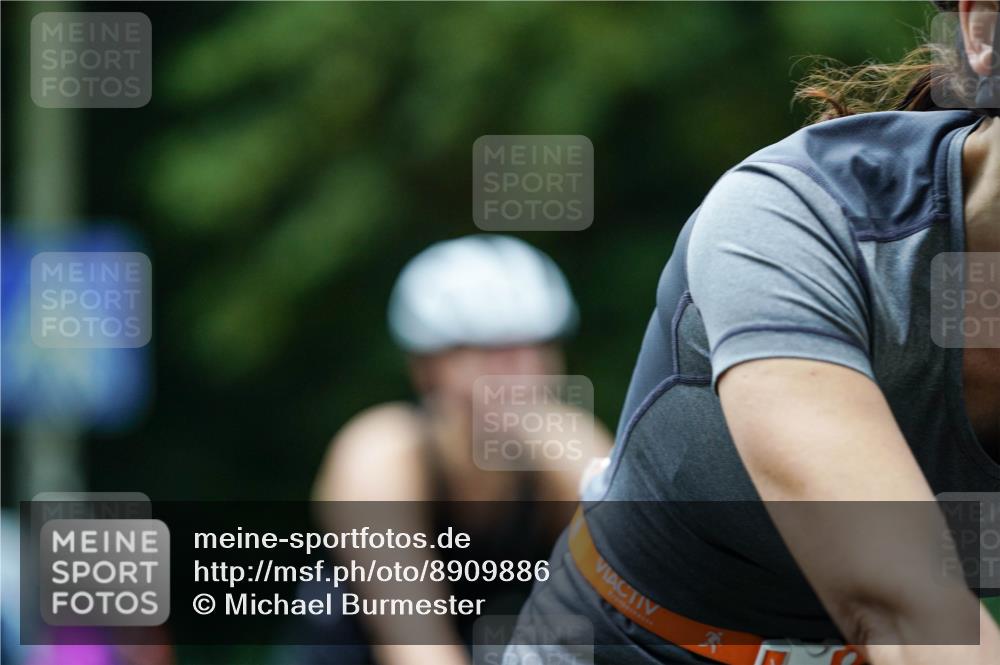 14.09.2025 - Stadtparktriathlon Michael Burmester http://msf.ph/oto/8909886 14.09.2025 10:22:15 Radfahren 521, 522, 546, 578, 645, 708, 717 meine-sportfotos.de