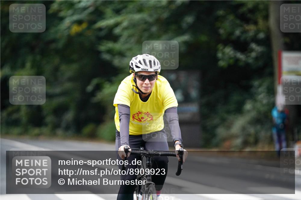14.09.2025 - Stadtparktriathlon Michael Burmester http://msf.ph/oto/8909923 14.09.2025 10:23:05 Radfahren 556, 604, 650, 654 meine-sportfotos.de