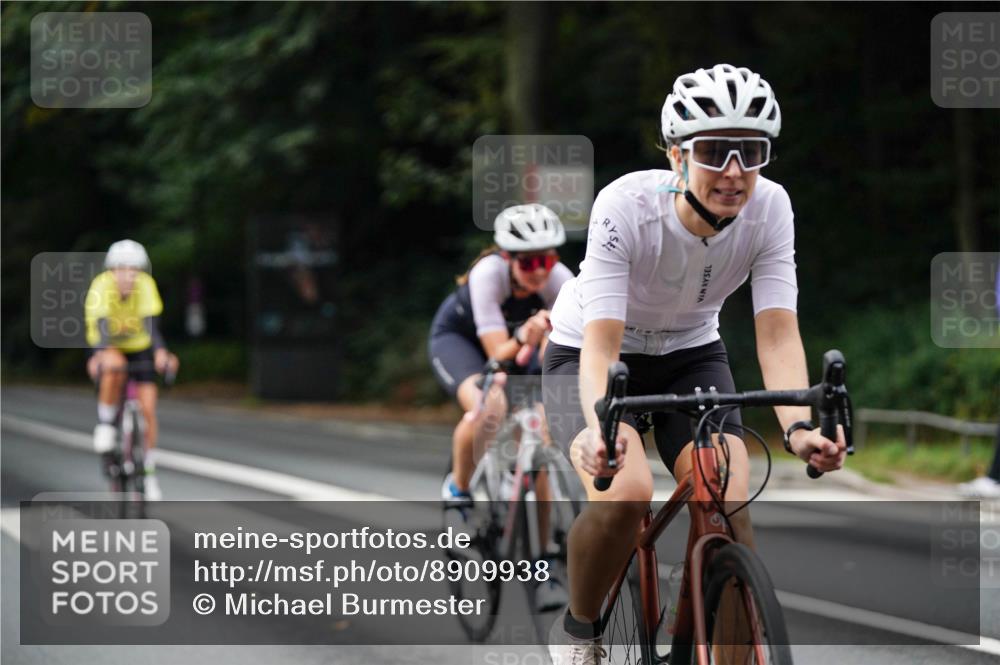 14.09.2025 - Stadtparktriathlon Michael Burmester http://msf.ph/oto/8909938 14.09.2025 10:23:29 Radfahren 517, 555, 573, 587, 607, 608, 618, 624, 626, 642, 647, 706 meine-sportfotos.de