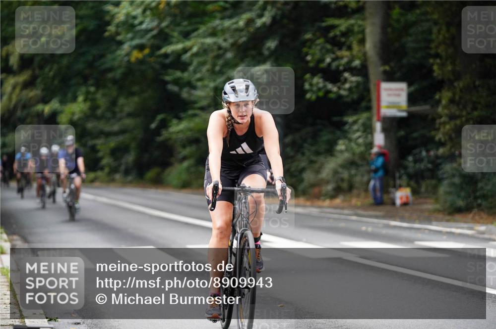 14.09.2025 - Stadtparktriathlon Michael Burmester http://msf.ph/oto/8909943 14.09.2025 10:23:31 Radfahren 517, 555, 573, 587, 607, 608, 618, 624, 626, 642, 647, 706 meine-sportfotos.de