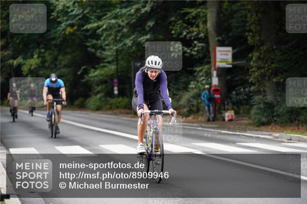 14.09.2025 - Stadtparktriathlon Michael Burmester http://msf.ph/oto/8909946 14.09.2025 10:23:35 Radfahren 545, 555, 587, 595, 607, 608, 618, 624, 642, 698, 706 meine-sportfotos.de