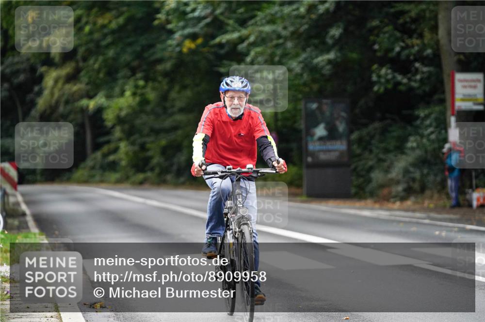 14.09.2025 - Stadtparktriathlon Michael Burmester http://msf.ph/oto/8909958 14.09.2025 10:24:02 Radfahren 557, 605 meine-sportfotos.de