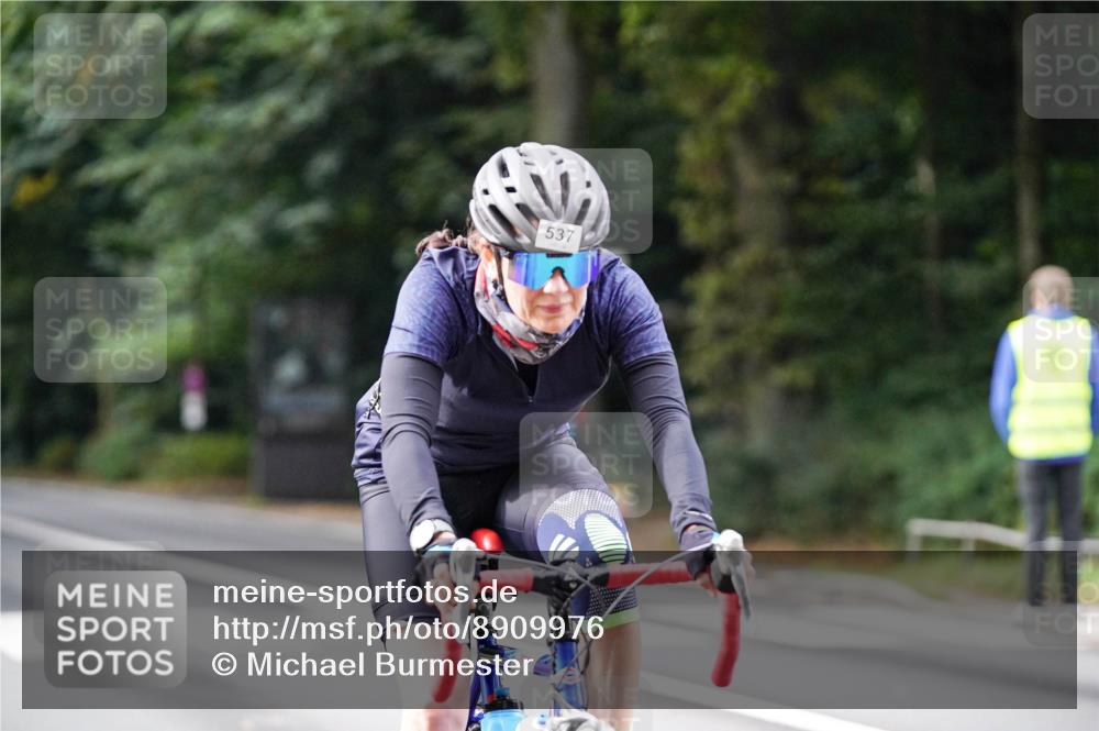 14.09.2025 - Stadtparktriathlon Michael Burmester http://msf.ph/oto/8909976 14.09.2025 10:24:41 Radfahren 511, 537, 551, 558, 580, 663, 681, 683, 701 meine-sportfotos.de