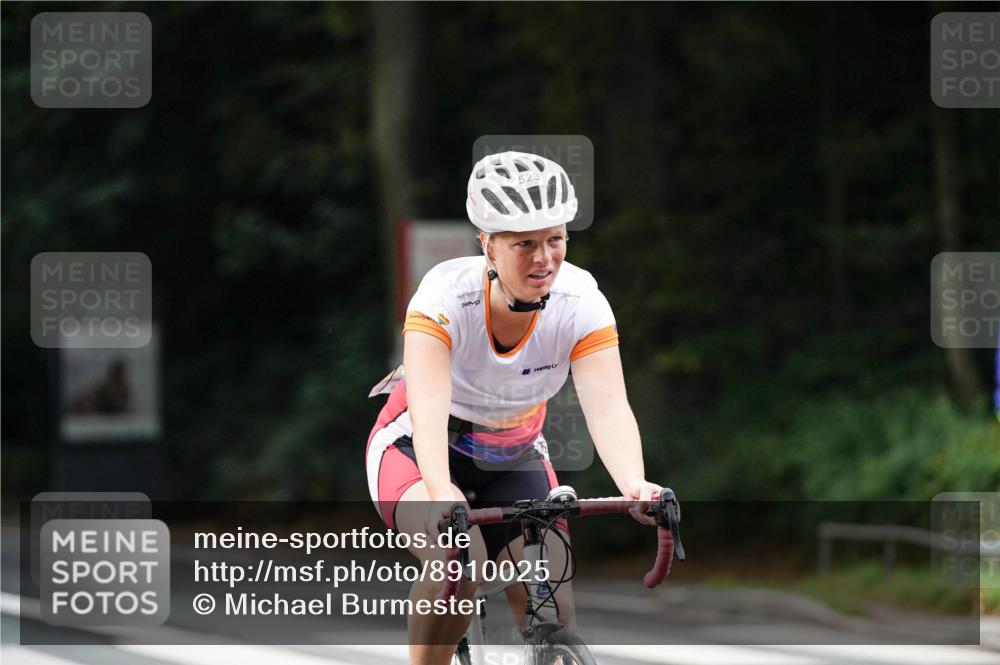 14.09.2025 - Stadtparktriathlon Michael Burmester http://msf.ph/oto/8910025 14.09.2025 10:26:02 Radfahren 513, 523, 616, 638, 674, 676 meine-sportfotos.de