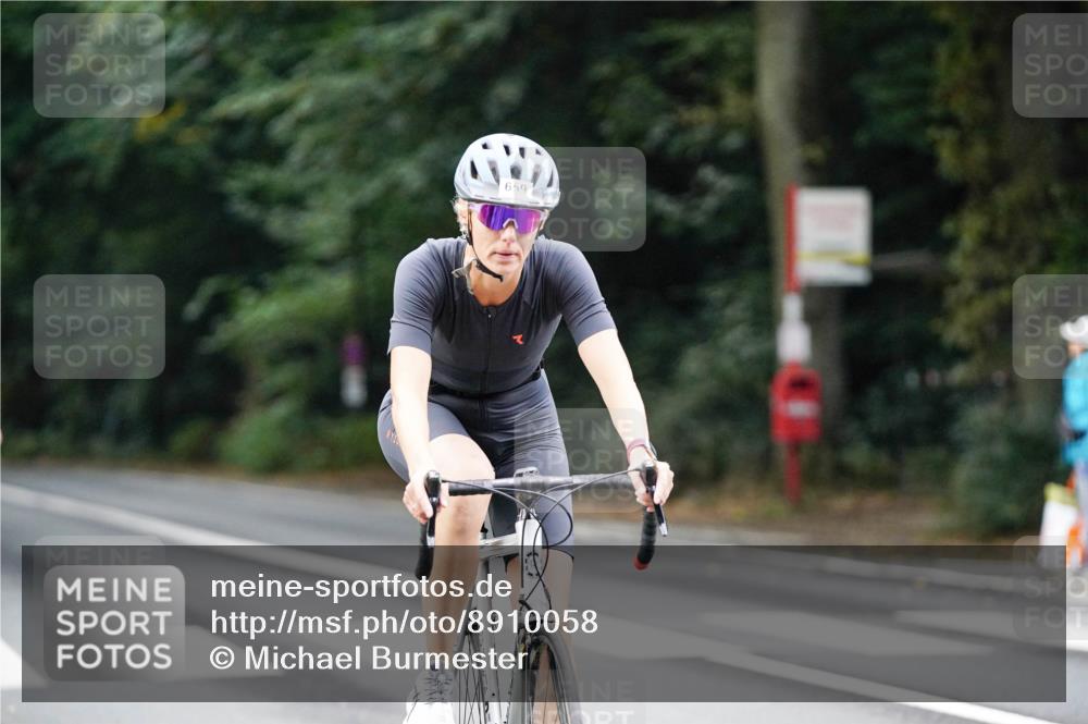 14.09.2025 - Stadtparktriathlon Michael Burmester http://msf.ph/oto/8910058 14.09.2025 10:26:50 Radfahren 514, 606, 609, 659, 718 meine-sportfotos.de