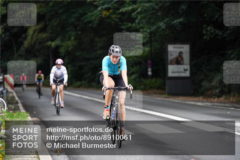 14.09.2025 - Stadtparktriathlon Michael Burmester http://msf.ph/oto/8910061 14.09.2025 10:26:53 Radfahren 514, 544, 606, 609, 659, 718 meine-sportfotos.de
