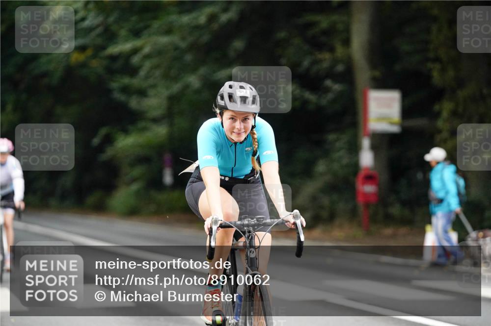 14.09.2025 - Stadtparktriathlon Michael Burmester http://msf.ph/oto/8910062 14.09.2025 10:26:53 Radfahren 514, 544, 606, 609, 659, 718 meine-sportfotos.de