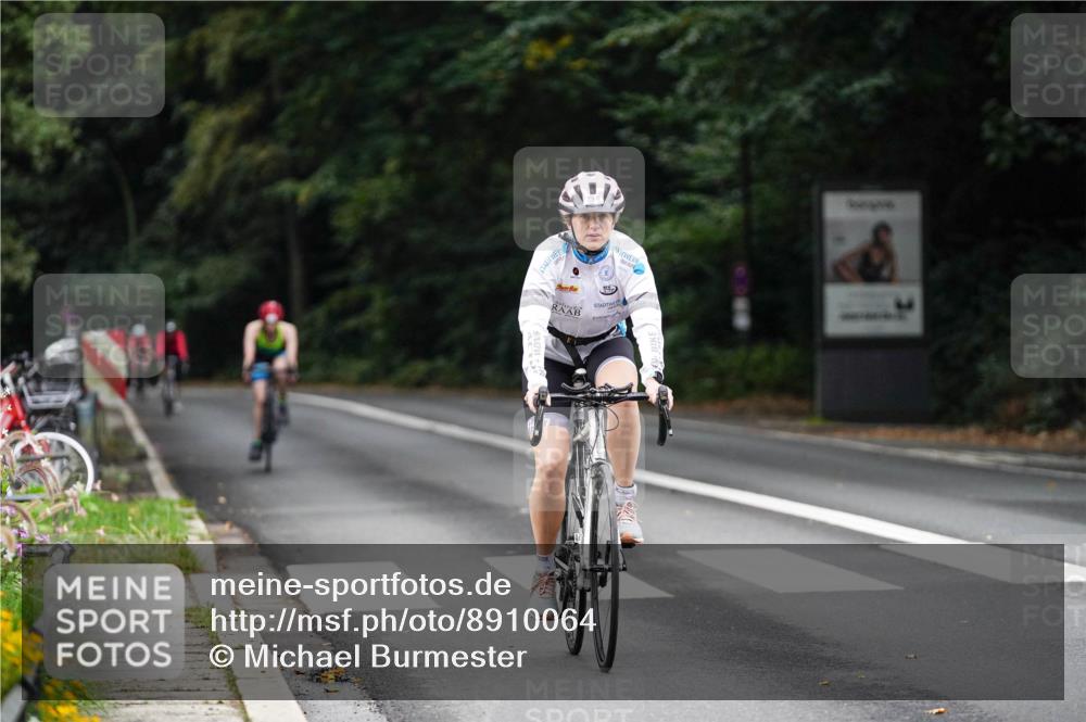 14.09.2025 - Stadtparktriathlon Michael Burmester http://msf.ph/oto/8910064 14.09.2025 10:26:55 Radfahren 514, 544, 609, 659, 718 meine-sportfotos.de