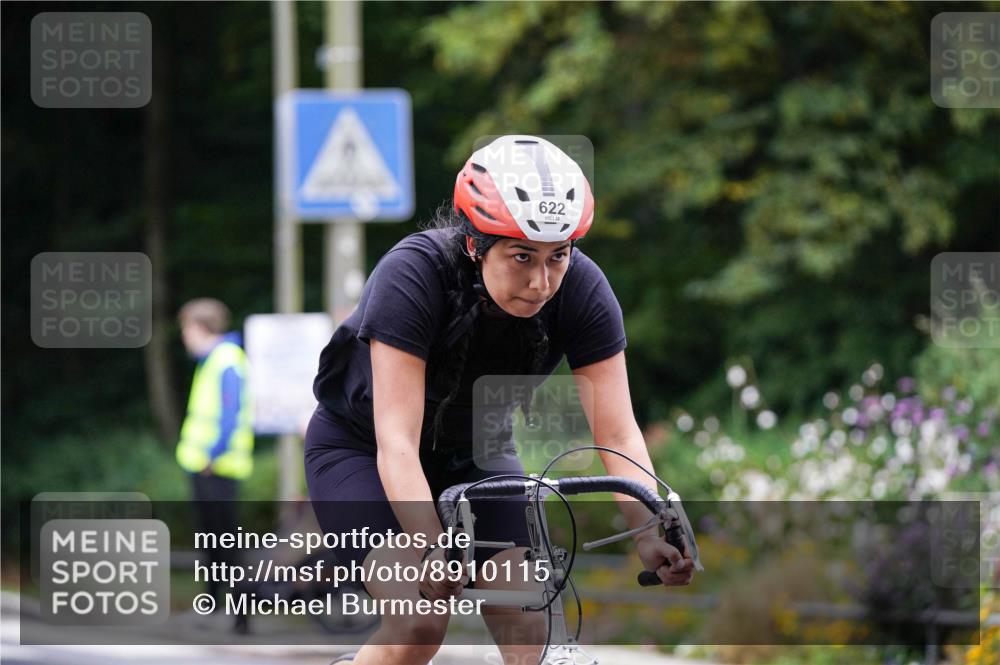 14.09.2025 - Stadtparktriathlon Michael Burmester http://msf.ph/oto/8910115 14.09.2025 10:28:20 Radfahren 534, 622 meine-sportfotos.de