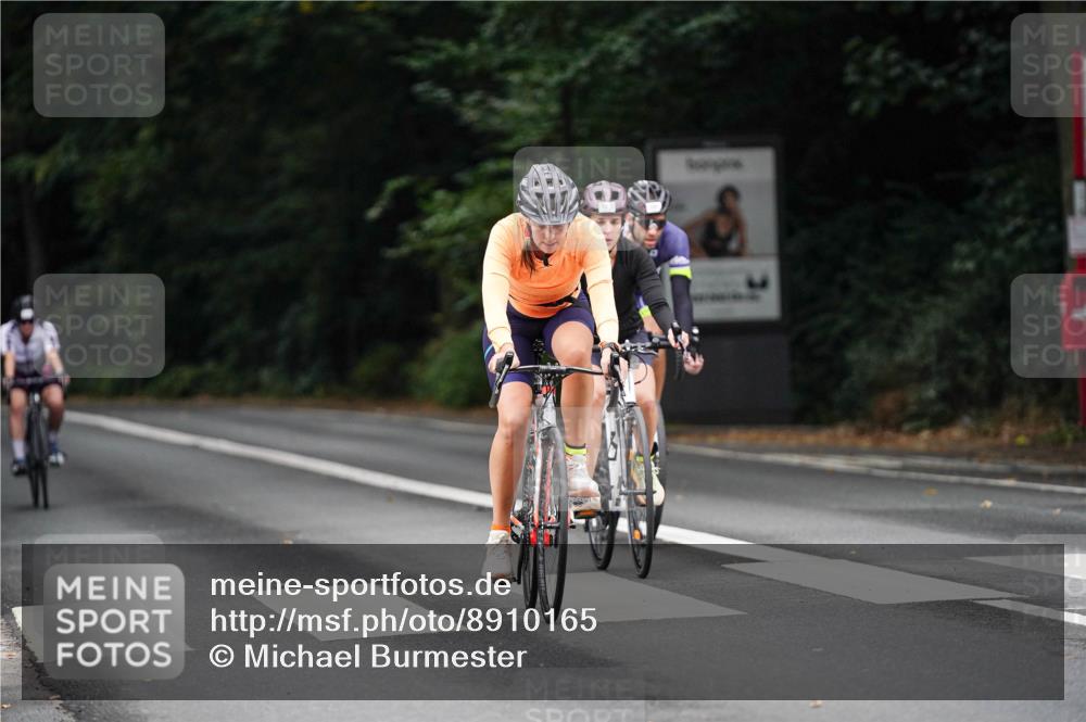 14.09.2025 - Stadtparktriathlon Michael Burmester http://msf.ph/oto/8910165 14.09.2025 10:30:12 Radfahren 509, 515, 590, 637 meine-sportfotos.de