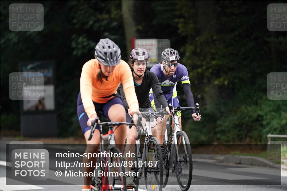 14.09.2025 - Stadtparktriathlon Michael Burmester http://msf.ph/oto/8910167 14.09.2025 10:30:13 Radfahren 509, 515, 590, 637 meine-sportfotos.de