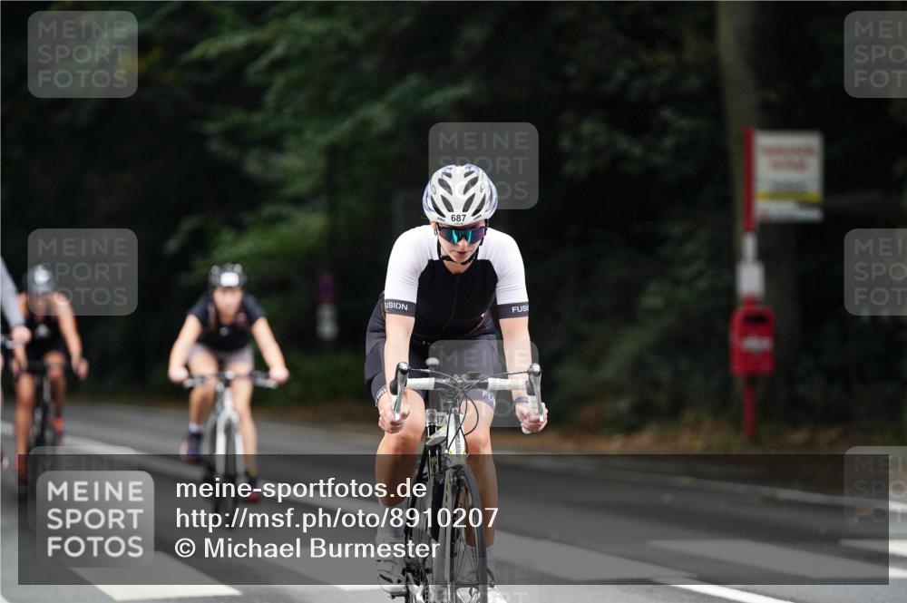 14.09.2025 - Stadtparktriathlon Michael Burmester http://msf.ph/oto/8910207 14.09.2025 10:31:05 Radfahren 521, 533, 546, 624, 636, 687, 706, 712, 714 meine-sportfotos.de