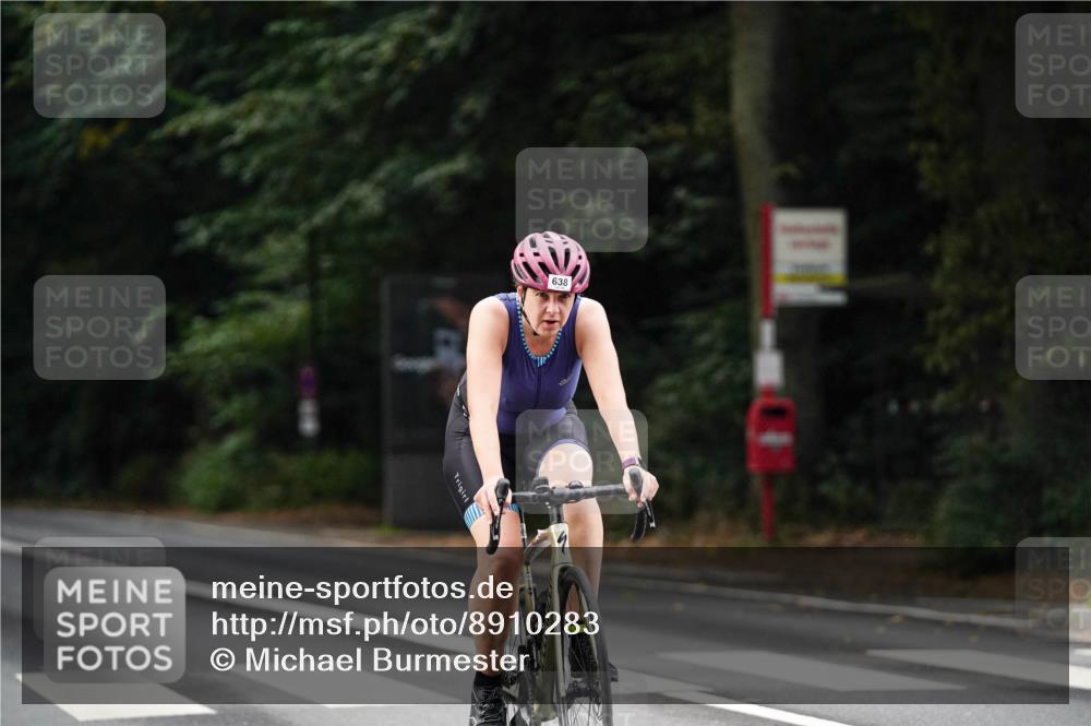 14.09.2025 - Stadtparktriathlon Michael Burmester http://msf.ph/oto/8910283 14.09.2025 10:33:55 Radfahren 557, 638, 663, 674, 735 meine-sportfotos.de