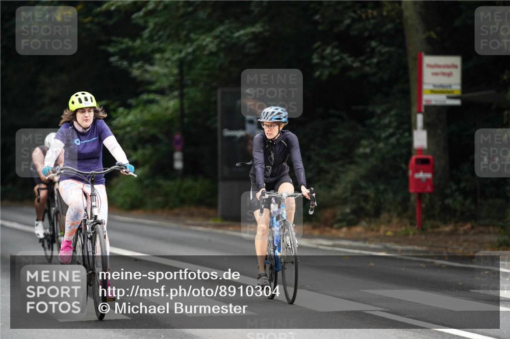 14.09.2025 - Stadtparktriathlon Michael Burmester http://msf.ph/oto/8910304 14.09.2025 10:34:51 Radfahren 568, 659, 664, 749, 793 meine-sportfotos.de