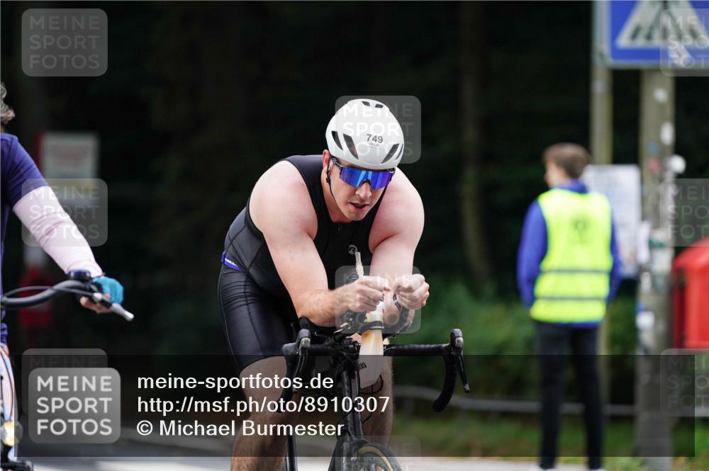 14.09.2025 - Stadtparktriathlon Michael Burmester http://msf.ph/oto/8910307 14.09.2025 10:34:54 Radfahren 511, 568, 659, 664, 749, 793 meine-sportfotos.de