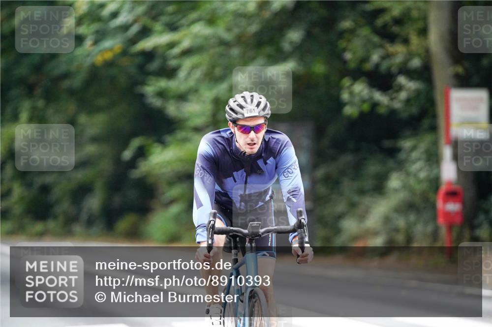 14.09.2025 - Stadtparktriathlon Michael Burmester http://msf.ph/oto/8910393 14.09.2025 10:37:18 Radfahren 667, 691, 761, 785, 813 meine-sportfotos.de