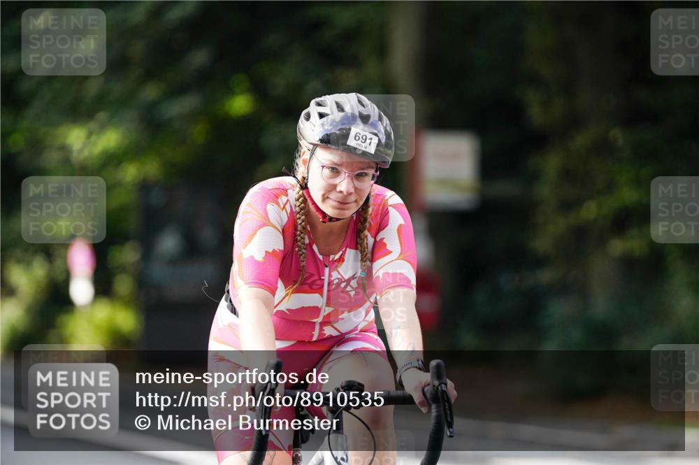 14.09.2025 - Stadtparktriathlon Michael Burmester http://msf.ph/oto/8910535 14.09.2025 10:45:10 Radfahren 629, 642, 671, 691, 759, 799, 800 meine-sportfotos.de