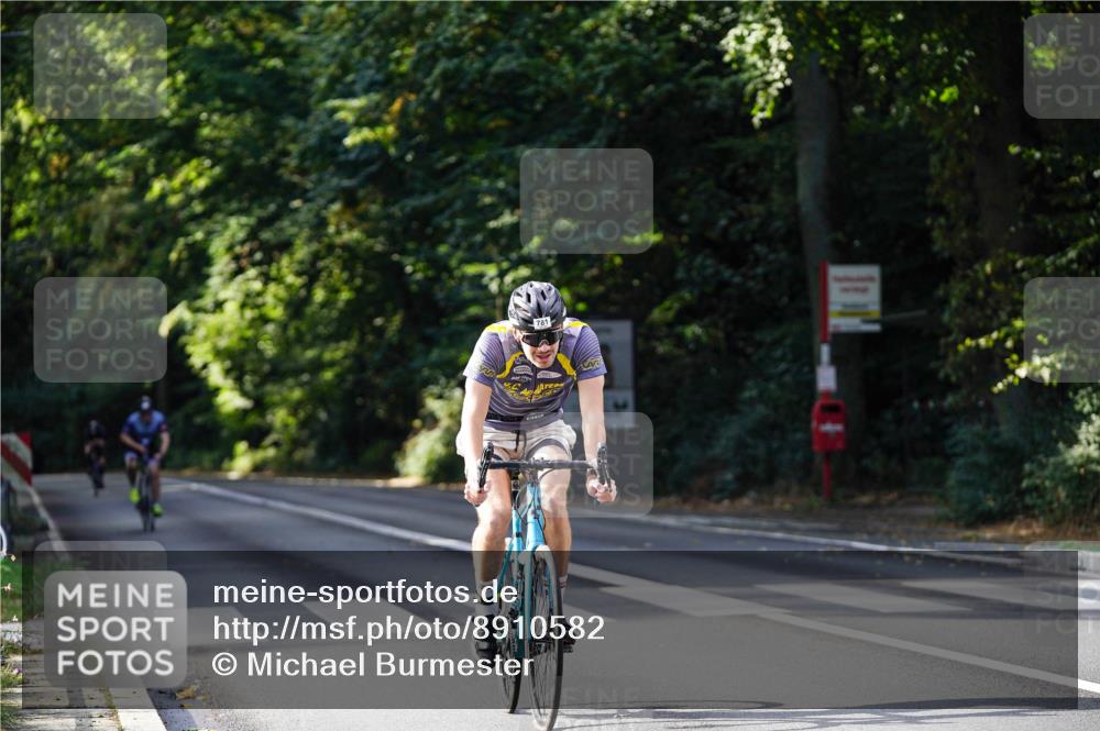 14.09.2025 - Stadtparktriathlon Michael Burmester http://msf.ph/oto/8910582 14.09.2025 10:48:32 Radfahren 769, 781, 807 meine-sportfotos.de