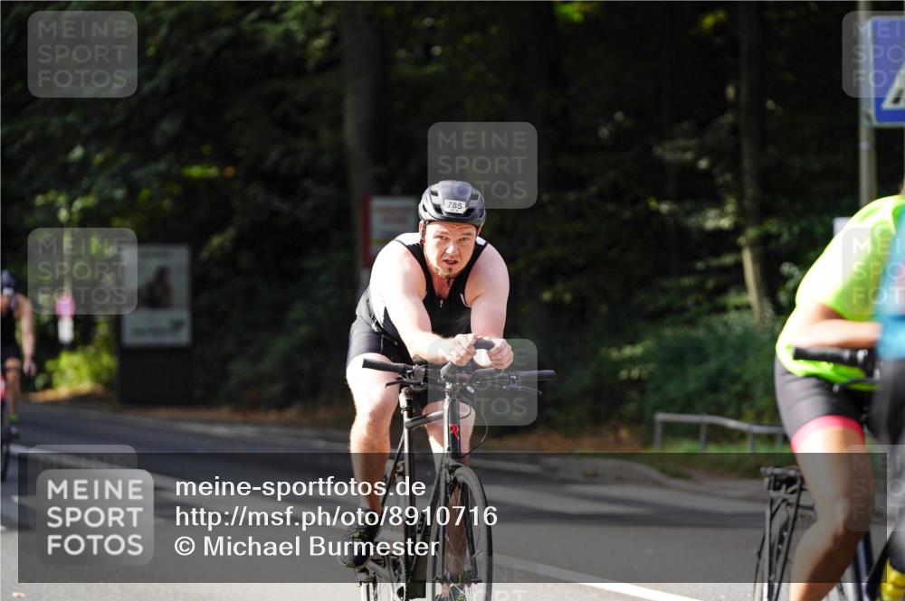 14.09.2025 - Stadtparktriathlon Michael Burmester http://msf.ph/oto/8910716 14.09.2025 10:52:13 Radfahren 661, 720, 759, 772, 785, 797, 799, 805, 806, 813 meine-sportfotos.de