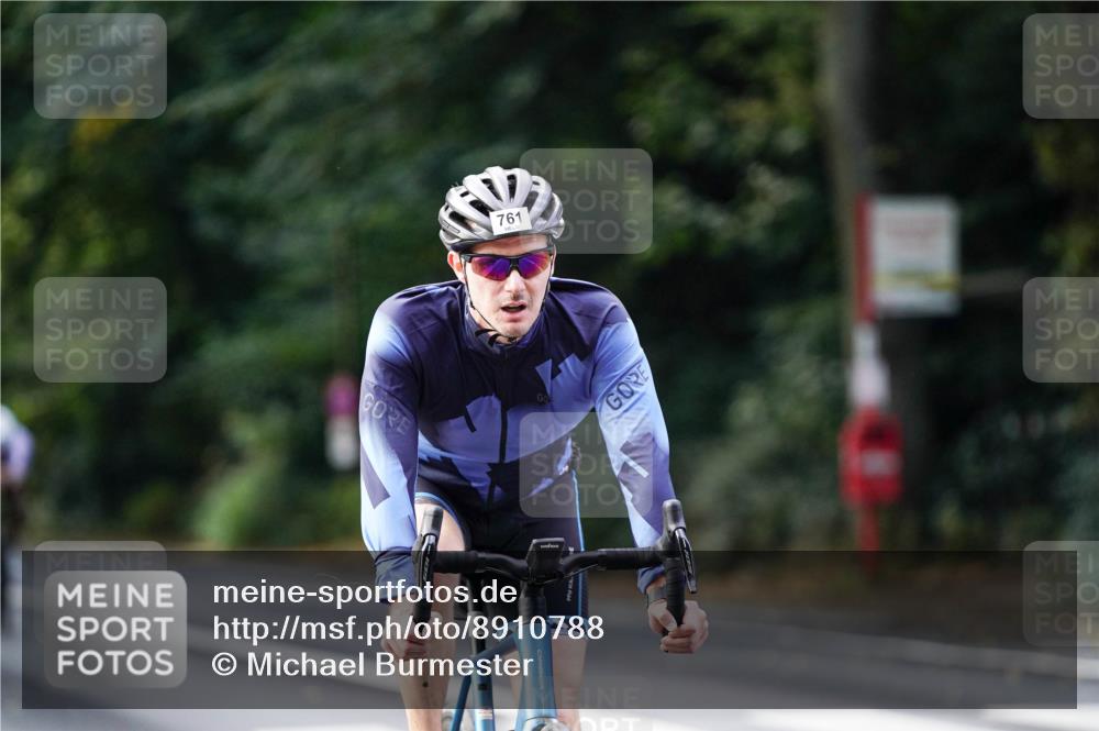 14.09.2025 - Stadtparktriathlon Michael Burmester http://msf.ph/oto/8910788 14.09.2025 10:54:12 Radfahren 735, 761, 793 meine-sportfotos.de