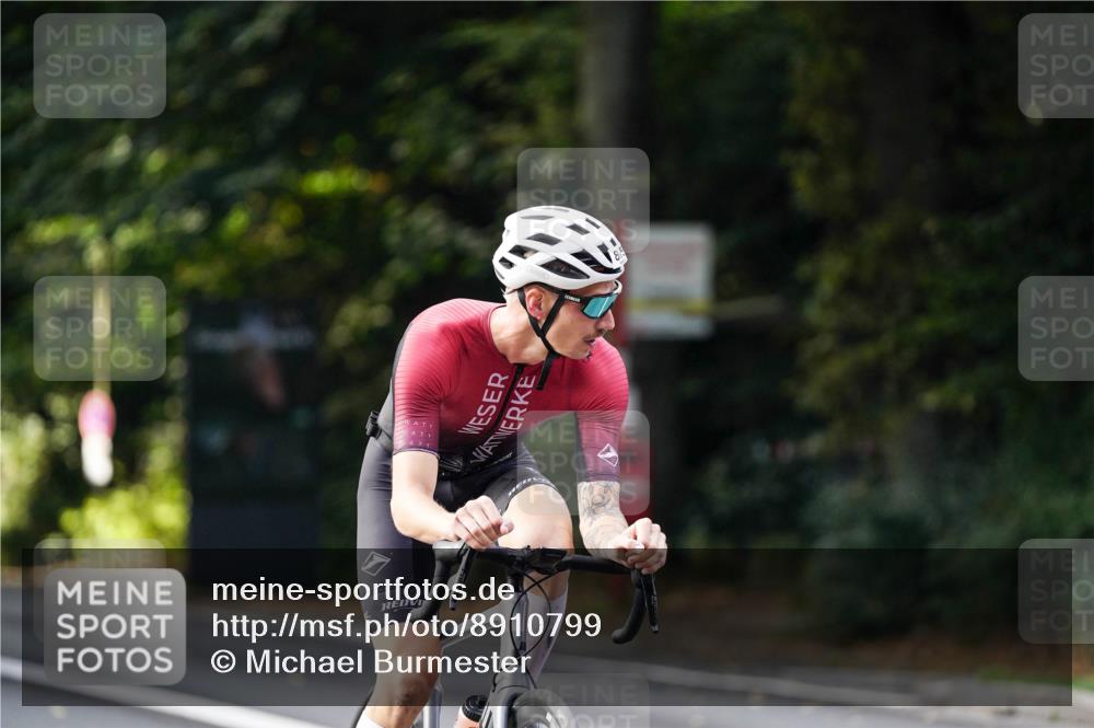 14.09.2025 - Stadtparktriathlon Michael Burmester http://msf.ph/oto/8910799 14.09.2025 10:54:21 Radfahren 779, 793, 815, 865 meine-sportfotos.de