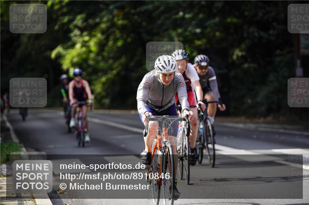 14.09.2025 - Stadtparktriathlon Michael Burmester http://msf.ph/oto/8910846 14.09.2025 10:55:11 Radfahren 632, 686, 699, 705, 721, 729, 769, 847 meine-sportfotos.de