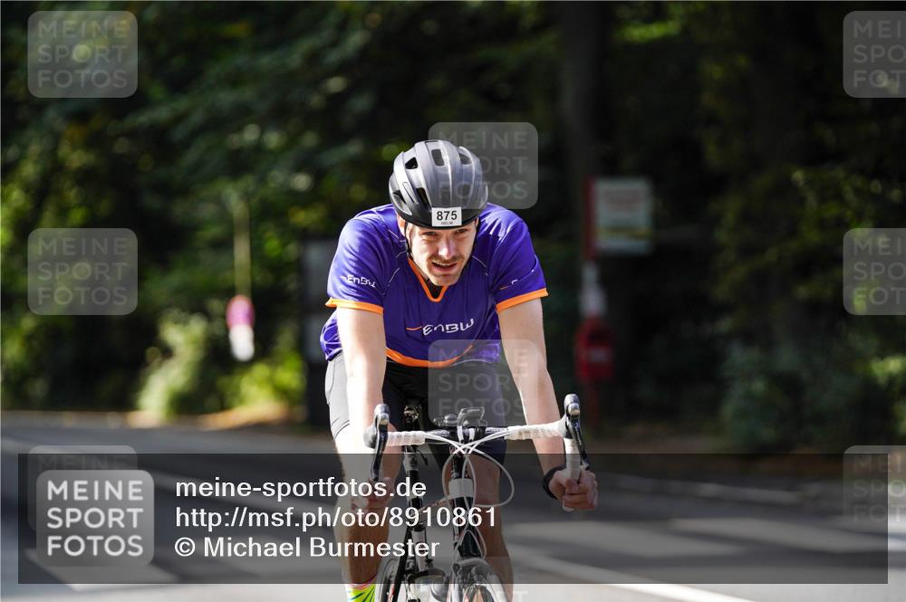 14.09.2025 - Stadtparktriathlon Michael Burmester http://msf.ph/oto/8910861 14.09.2025 10:55:26 Radfahren 762, 770, 842, 875 meine-sportfotos.de